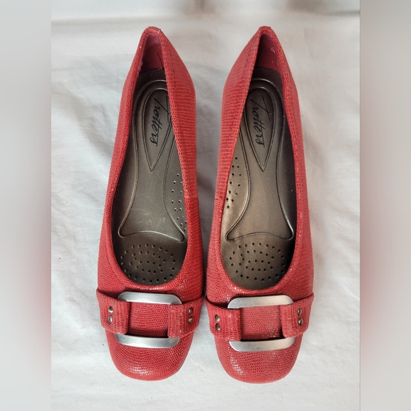 Trotters Sizzle Patent Suede Lizard Printed Ballet Flats 7N - Picture 9 of 12